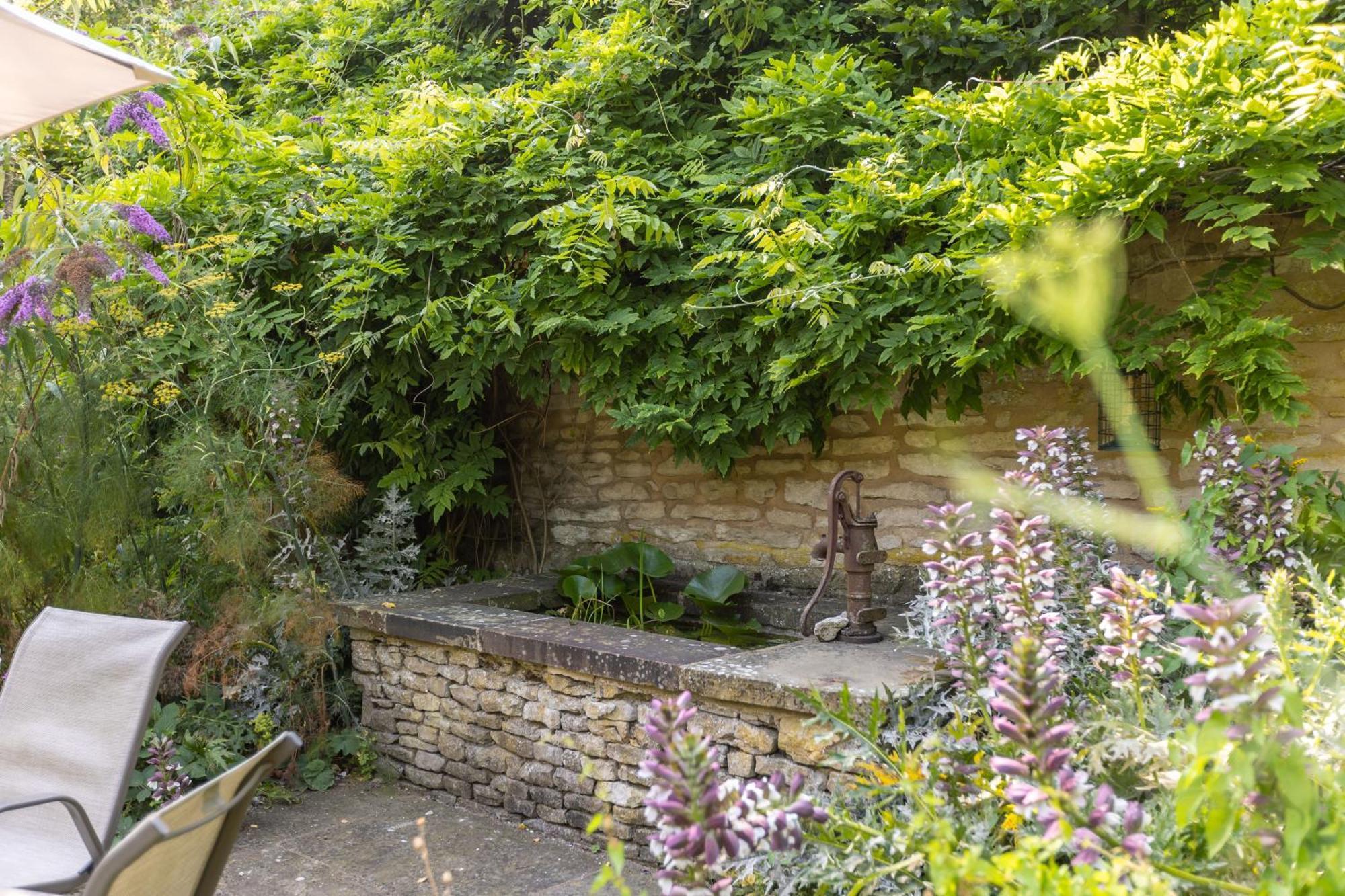 Noelle'S Cottages, The Barn Pickering Exteriör bild